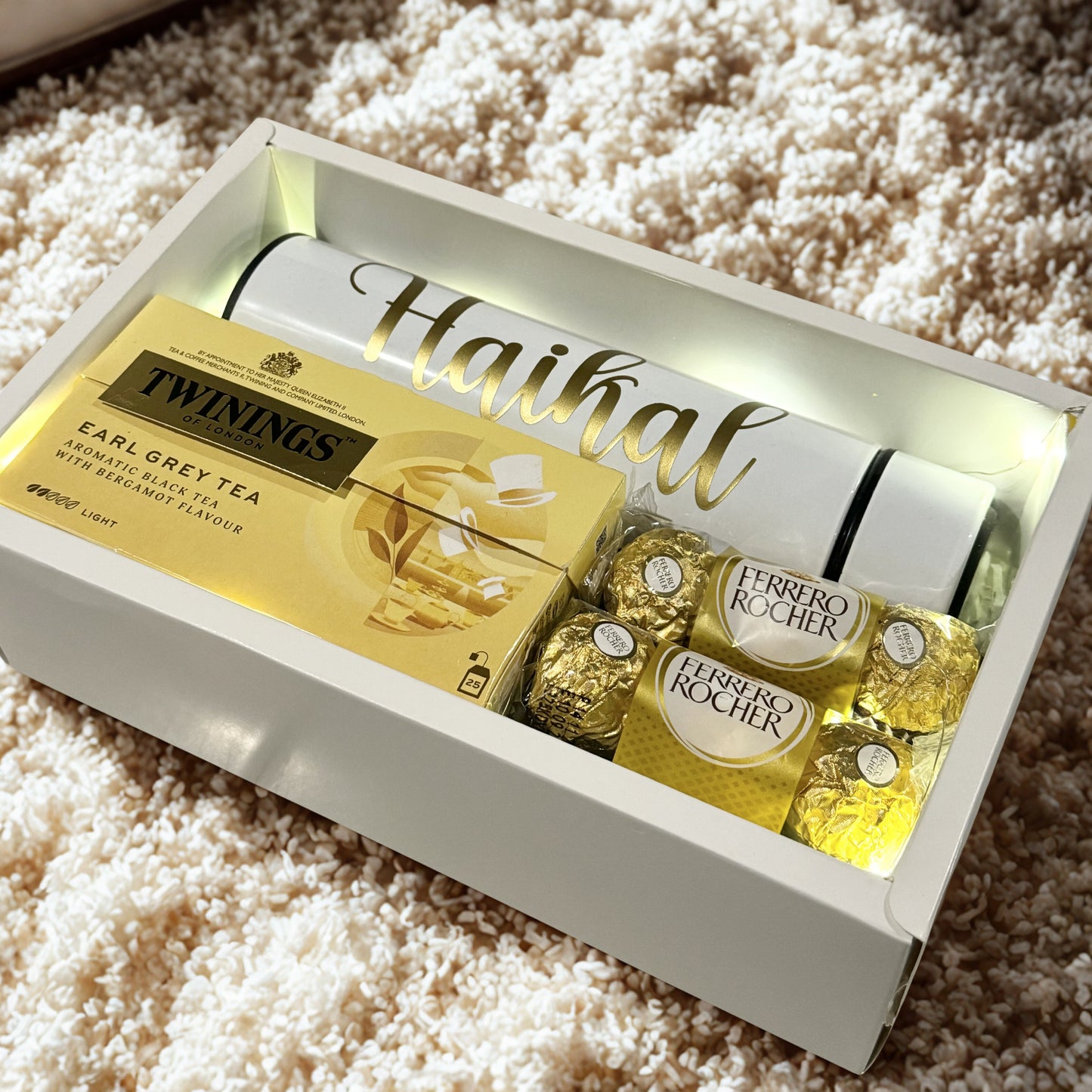 Warm Embrace Signature - Personalised Flask, Tea & Chocolate Set